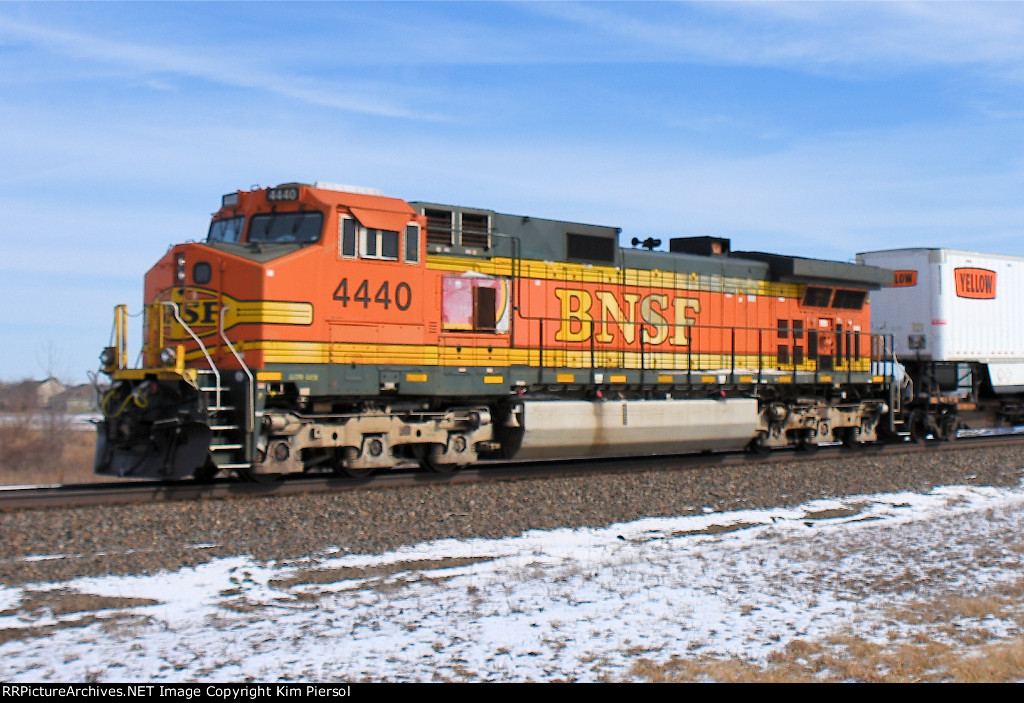 BNSF 4440 Pusher